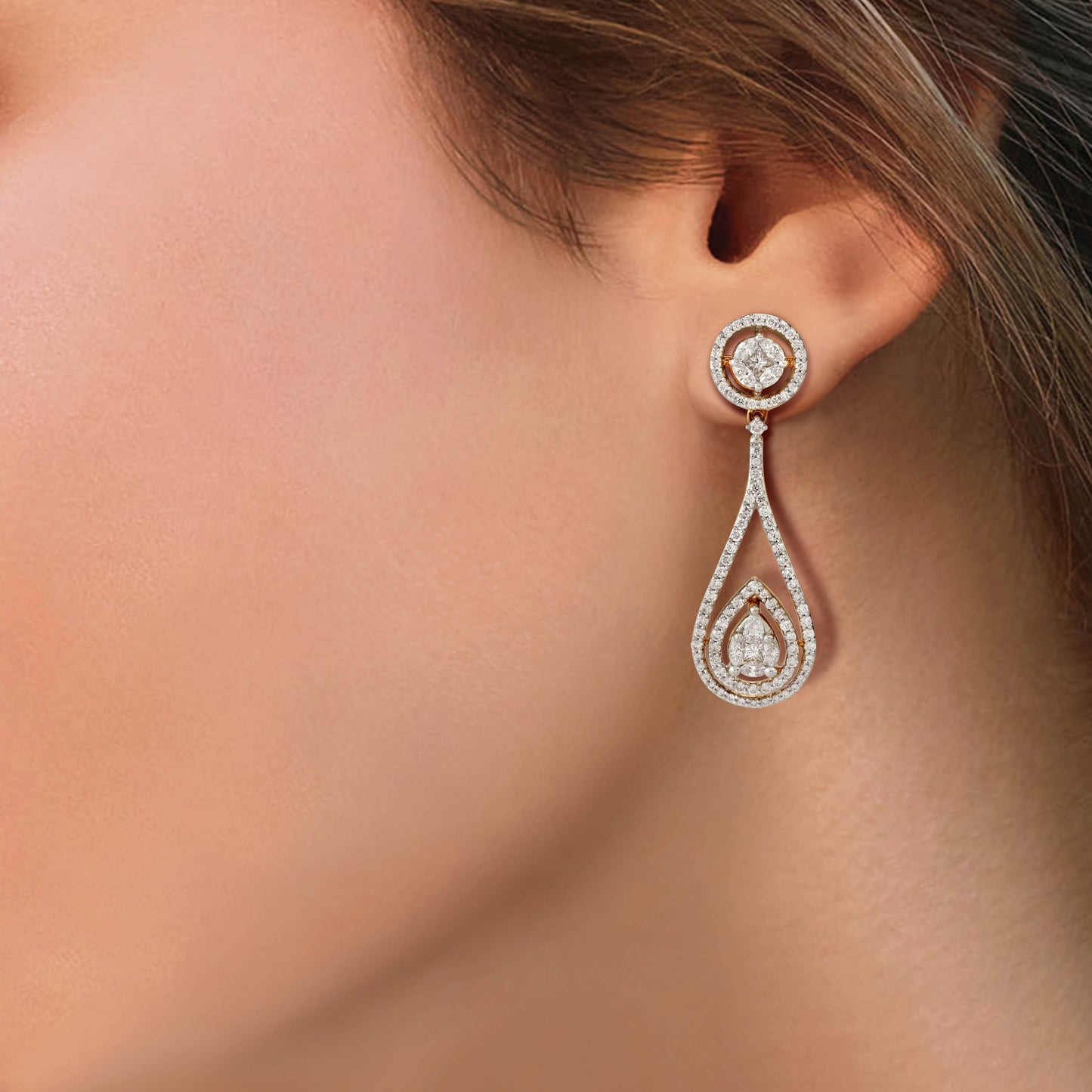 One Dewdrop Diamond Earrings
