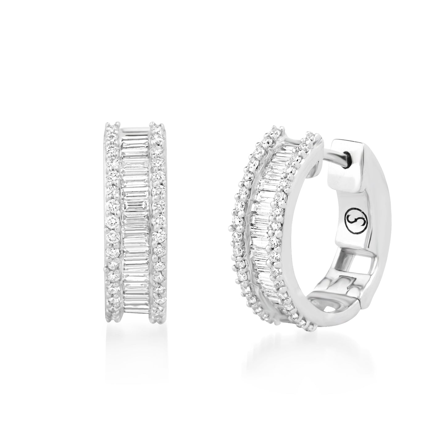 Circled Solidity Diamond Earrings